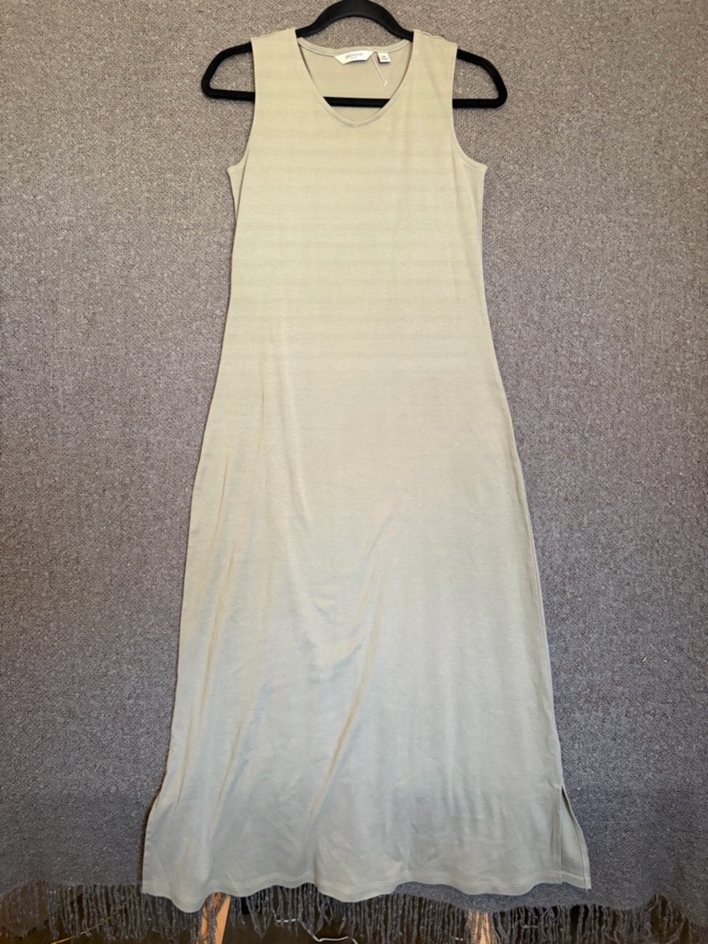 Liz Claiborne Cream Sleeveless Maxi Dress